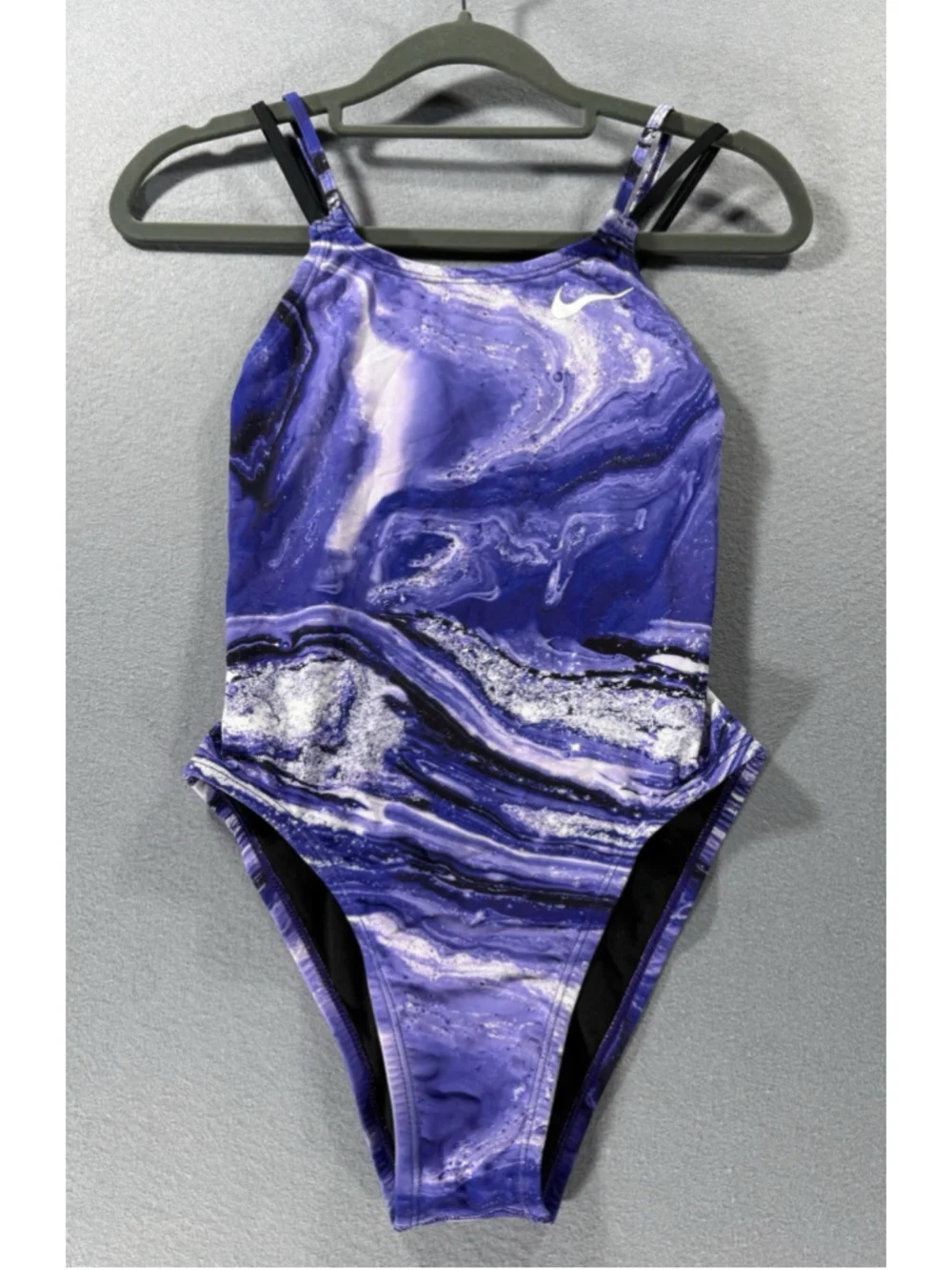 Nike HydraStrong Swimsuit Women 30 Size 4 Crystal Wave Spiderback Purple